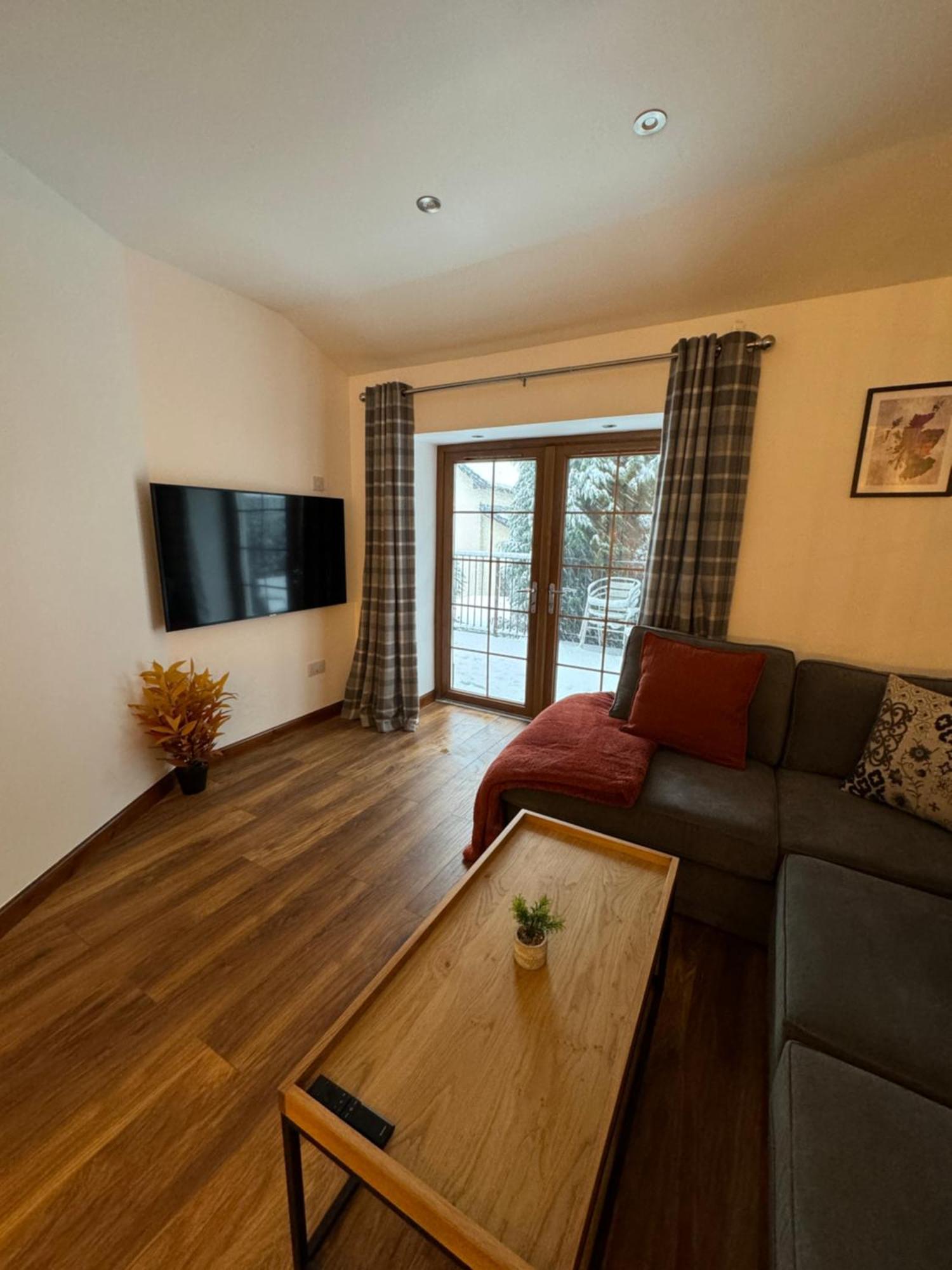 3 Sheraton Studios Fort William Exterior foto